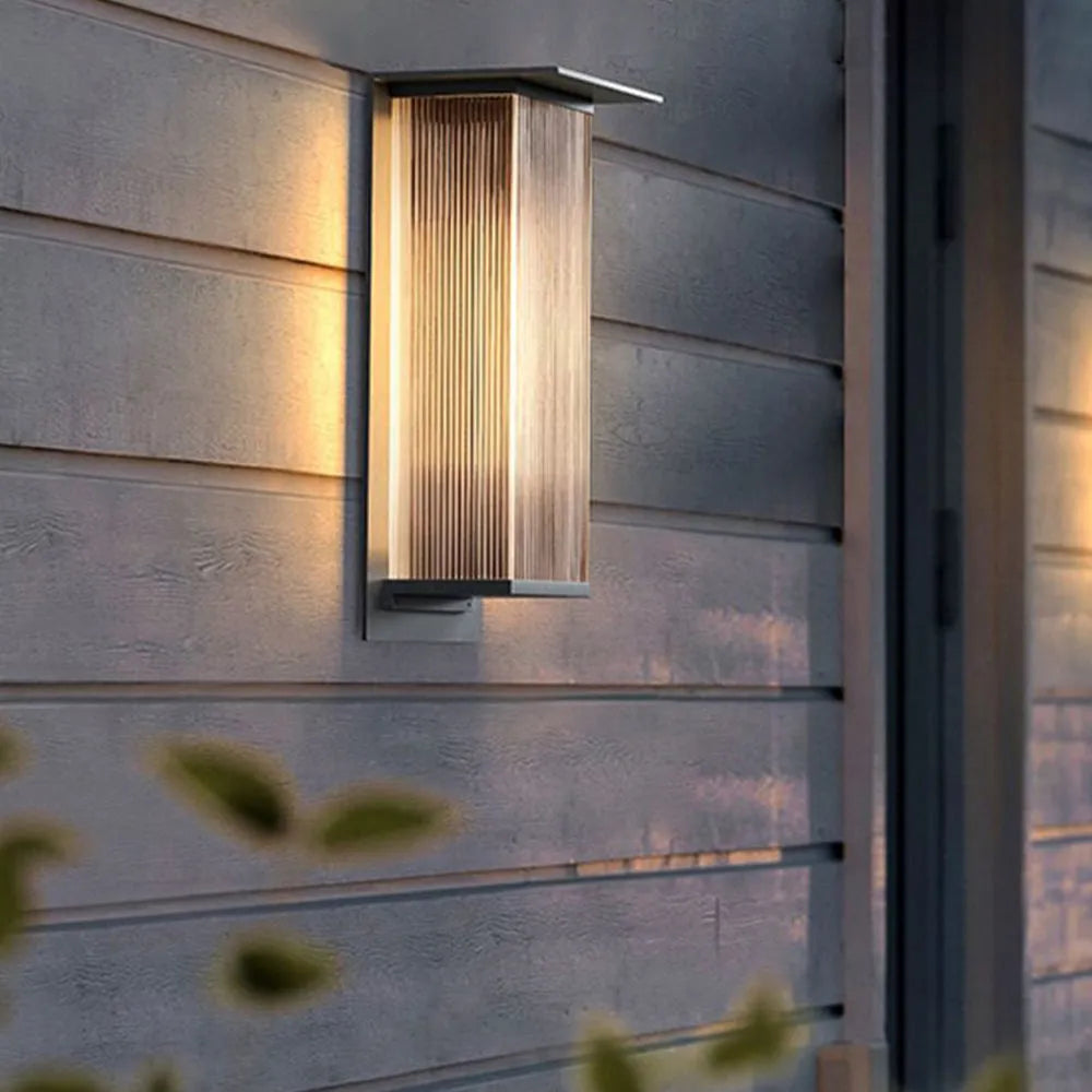 Nowoczesna prostokątna metalowa lampa ścienna zewnętrzna Ray, czarna 14