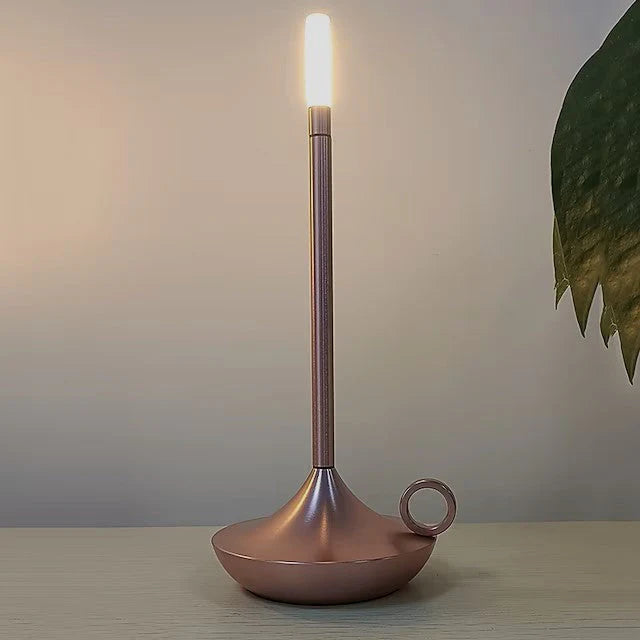Minimalistyczna lampa stołowa LED z dotykowym włącznikiem w kształcie świecy