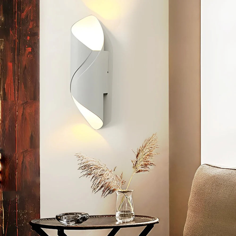 Nowoczesny Wodoodporny Kinkiet LED – Spiralny Design