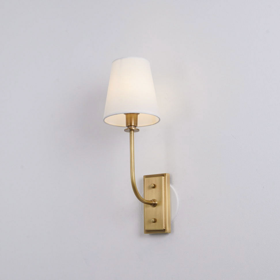 Lampa ścienna Esther z tkaninowym kloszem 18