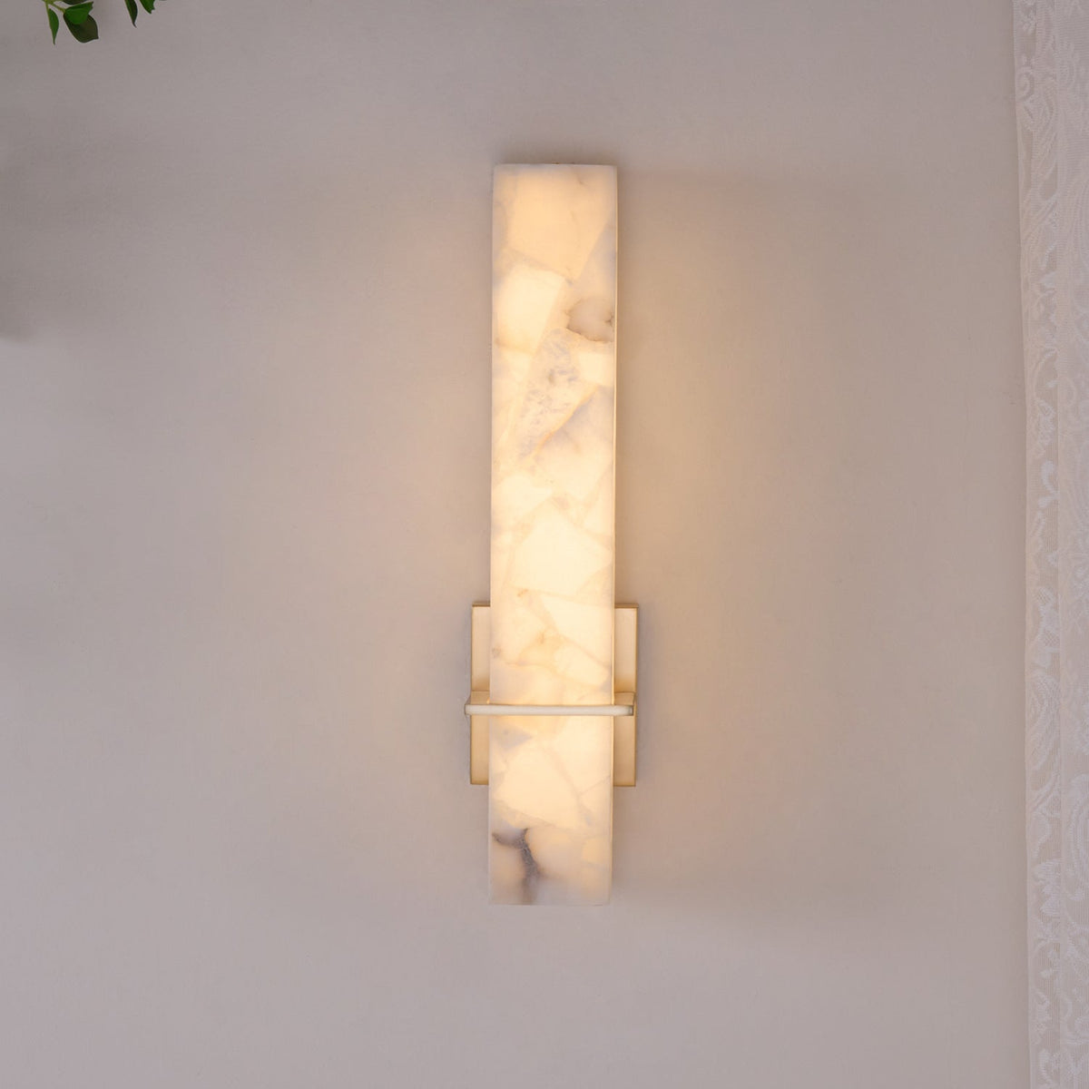 Lampa ścienna Ritta biały alabaster mosiądz nowoczesna prostopadłościenna 17