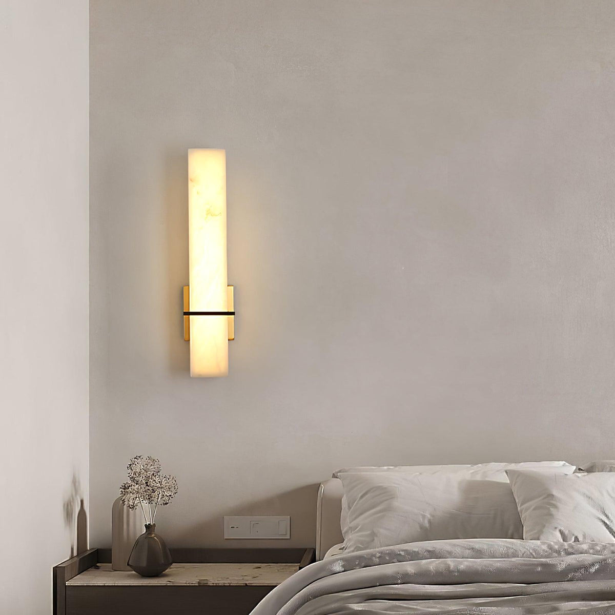 Lampa ścienna Ritta biały alabaster mosiądz nowoczesna prostopadłościenna 27