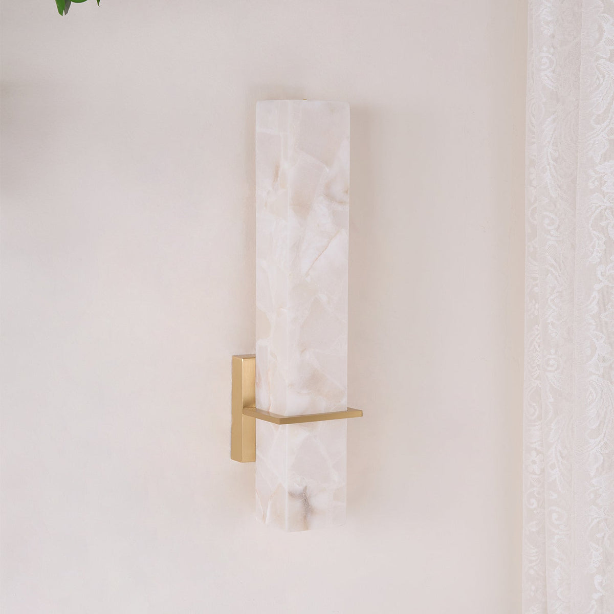Lampa ścienna Ritta biały alabaster mosiądz nowoczesna prostopadłościenna 7