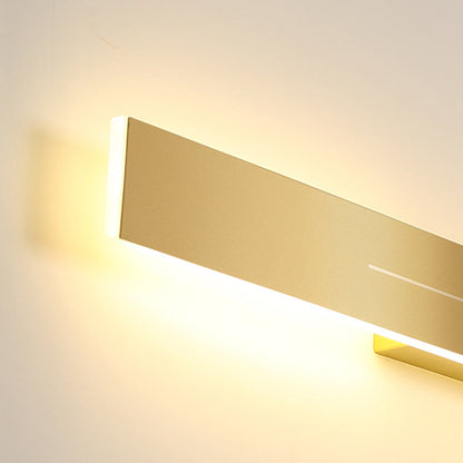 Liniowa lampa ścienna Azin, czarna/złota, do salonu 15