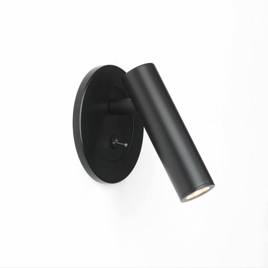 Minimalistyczna lampa ścienna do czytania Hayley 13