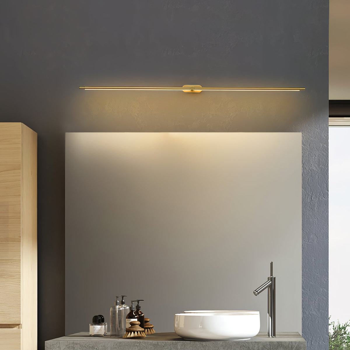 Minimalistyczna liniowa lampa ścienna Flano z akumulatorem 23