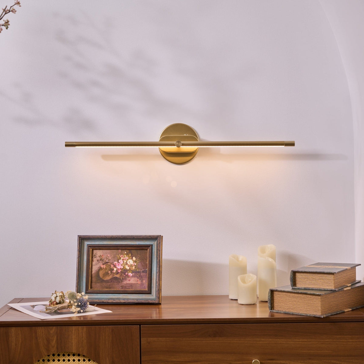 Minimalistyczna liniowa lampa ścienna Flano z akumulatorem 5