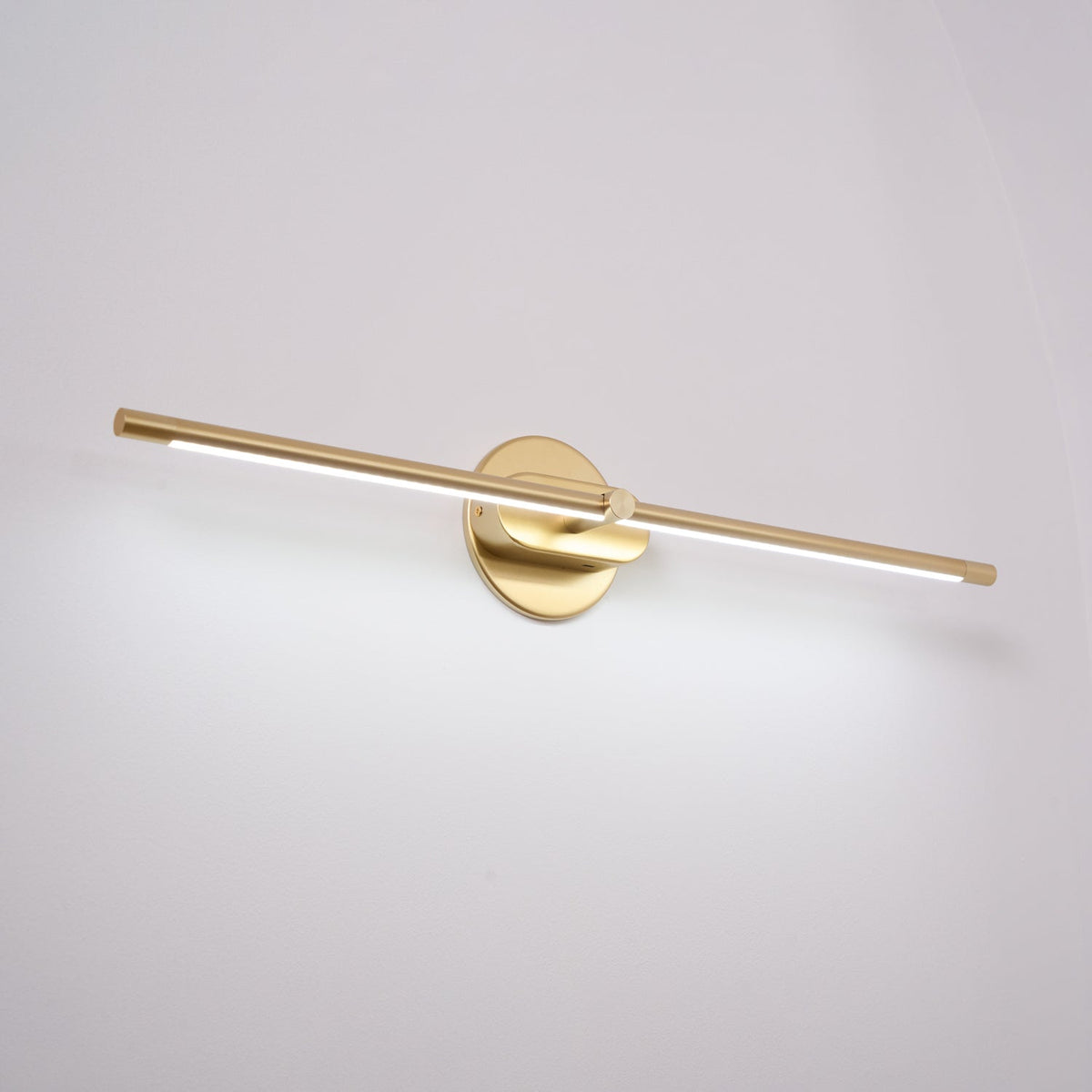 Minimalistyczna liniowa lampa ścienna Flano z akumulatorem 9