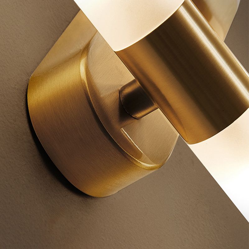 Nowoczesna cylindryczna metalowa lampa ścienna LED Arisha, złota 15