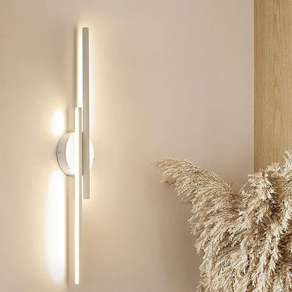 Nowoczesna nordycka lampa ścienna LED Elgo, metalowa, czarna/biała 2