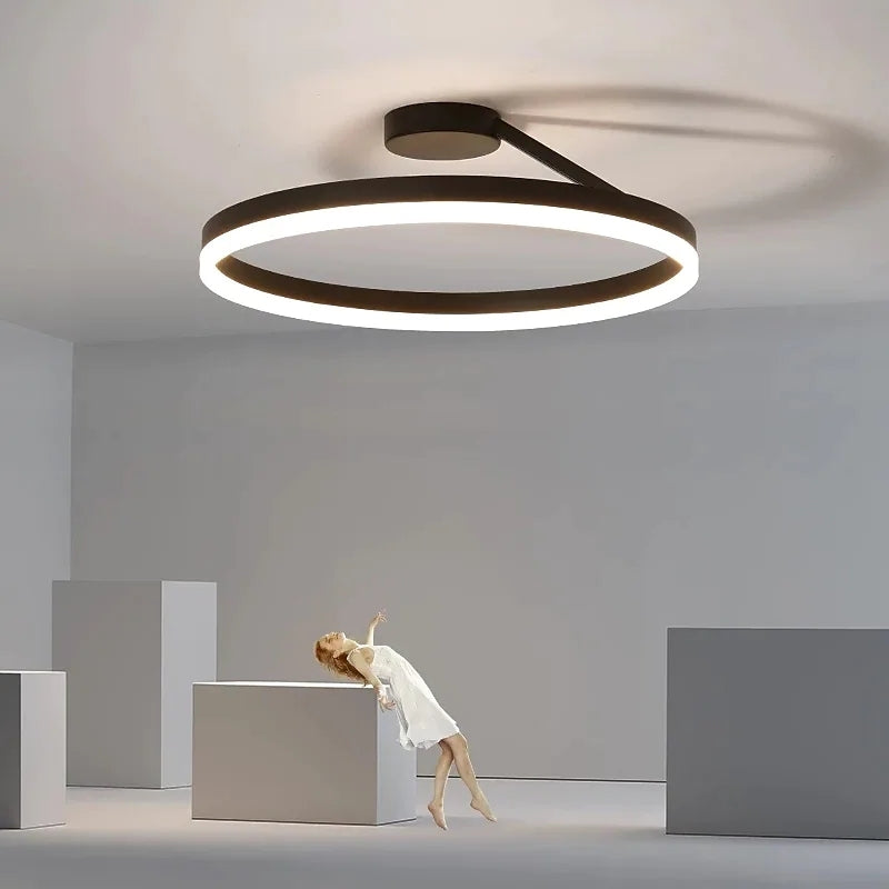 Nowoczesna okrągła lampa sufitowa Solen, czarno-biała 13