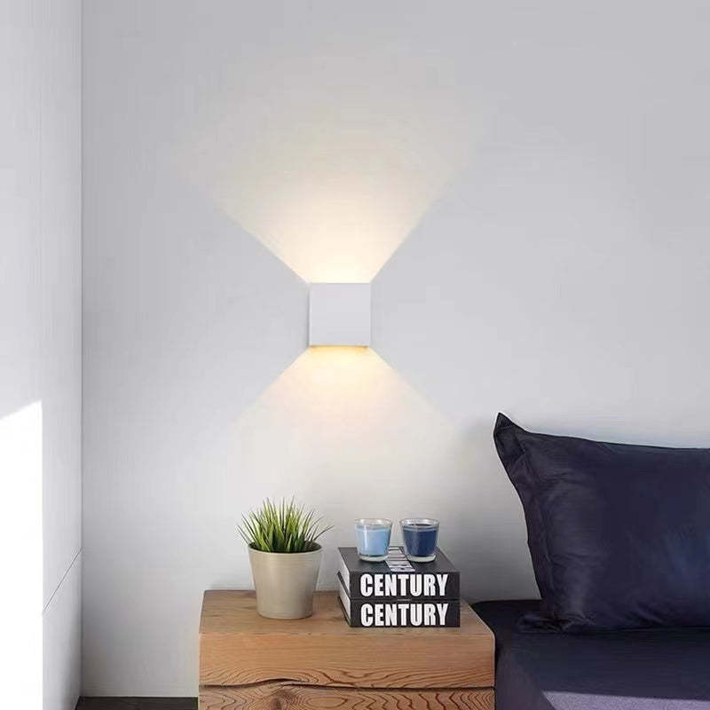 Nowoczesna regulowana kwadratowa lampa ścienna LED Nexu 10