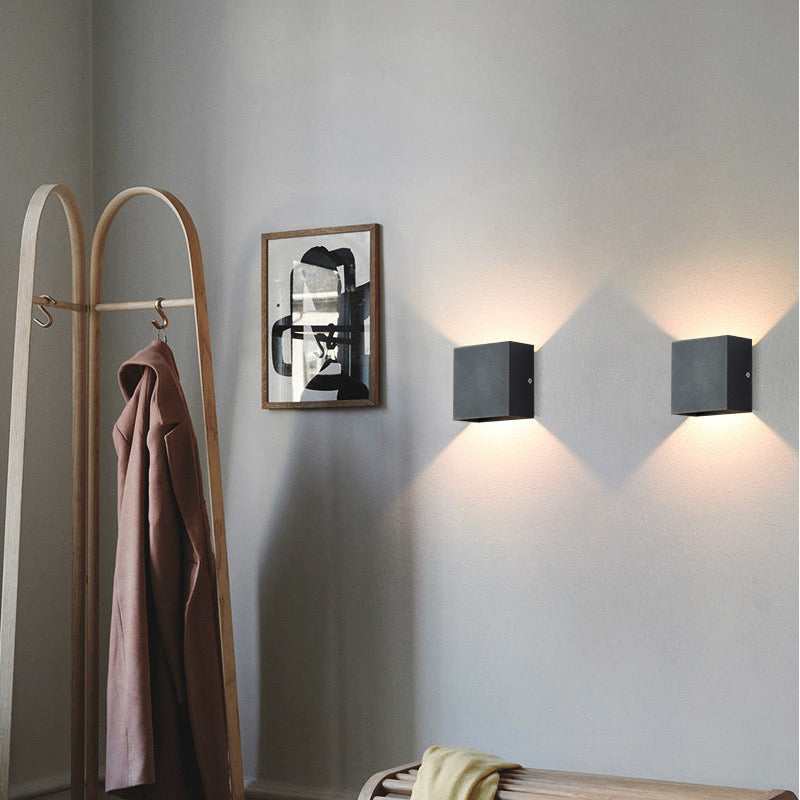Nowoczesna regulowana kwadratowa lampa ścienna LED Nexu 21