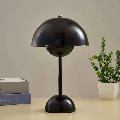 Bezprzewodowa lampa stołowa o minimalistycznym designie