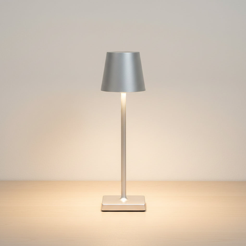 Nowoczesna lampa stołowa LED z dotykowym włącznikiem