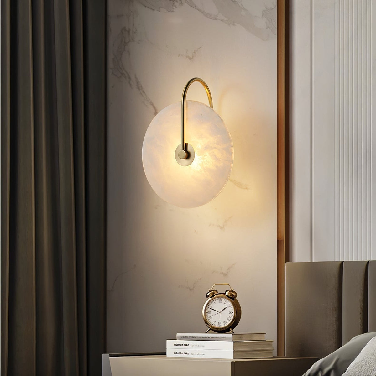 Okrągła lampa ścienna LED Kristy z alabastru 31