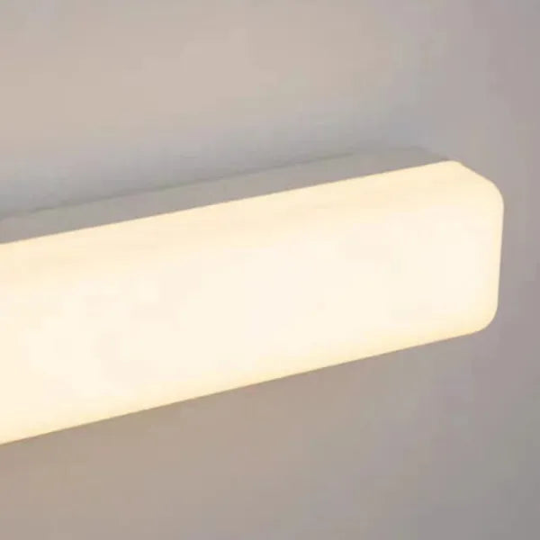 Prosta biała lampa ścienna Arisha typu bar do łazienki i nad lustro 9