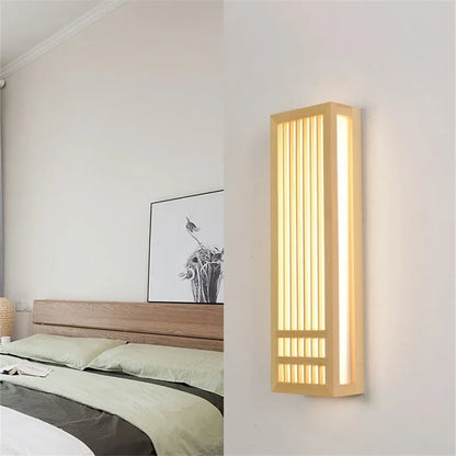 Kinkiet ścienny drewniany LED – lampa w stylu japandi z dekoracyjnym panelem