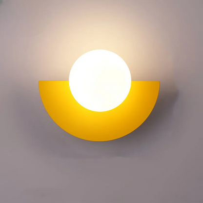 Nowoczesna lampa ścienna LED w stylu geometrycznym półkole