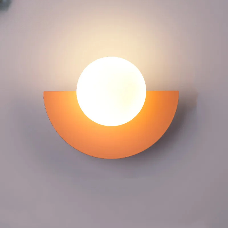 Nowoczesna lampa ścienna LED w stylu geometrycznym półkole