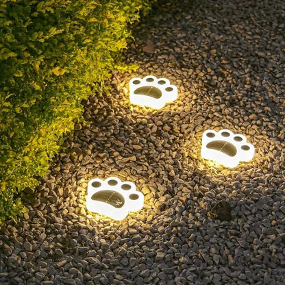Solarna lampa ogrodowa LED – ślady łapek zwierząt