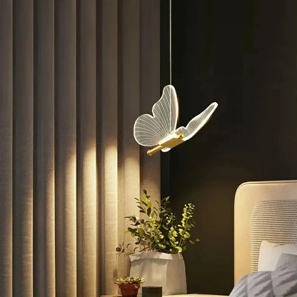 Lampa wisząca LED w kształcie motyla – designerskie oświetlenie do sypialni i salonu