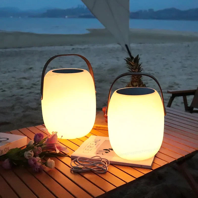 Lampa przenośna LED z uchwytem – bezprzewodowa lampka dekoracyjna do wnętrz i ogrodu