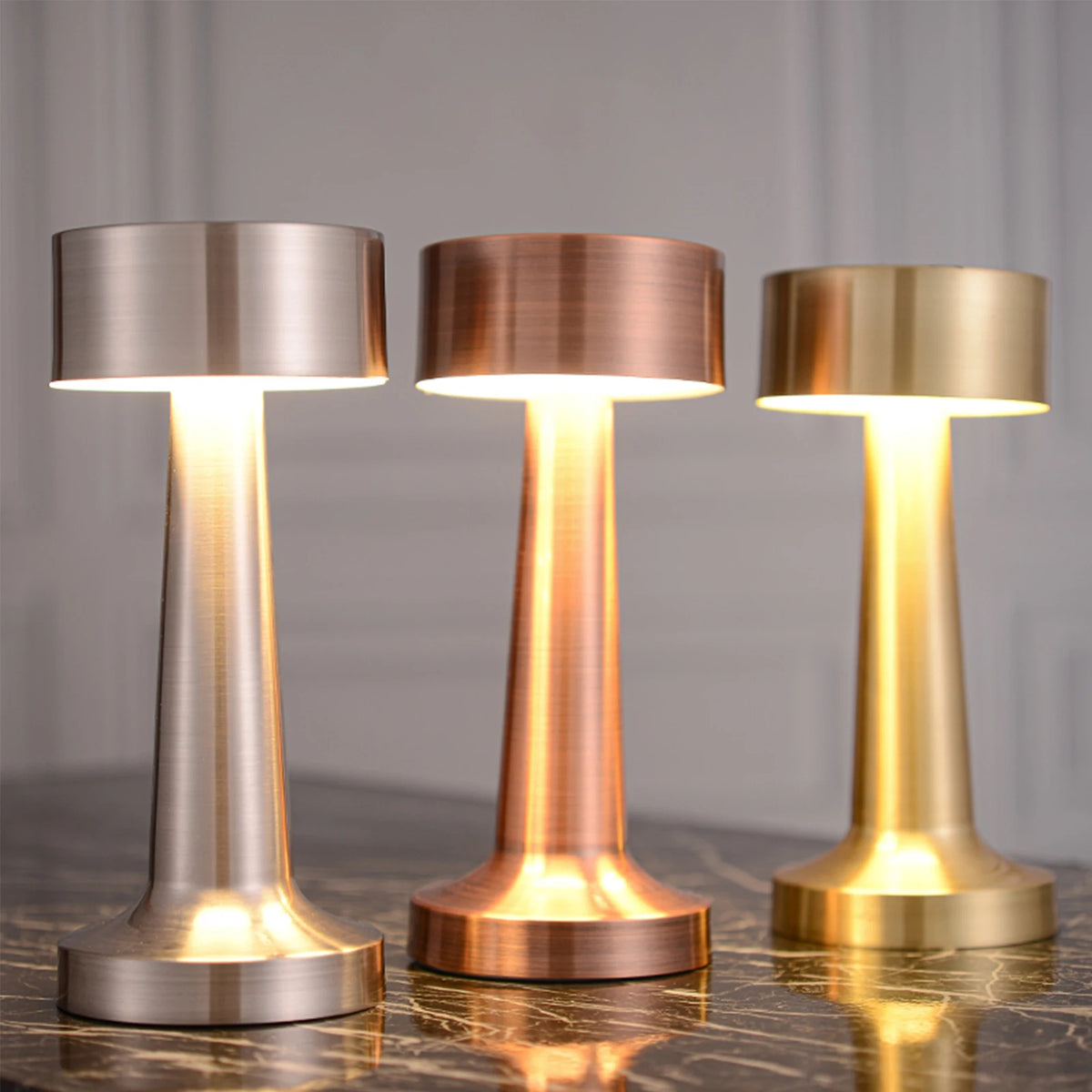 Nowoczesna metalowa lampa stołowa LED z dotykowym włącznikiem i ciepłym światłem