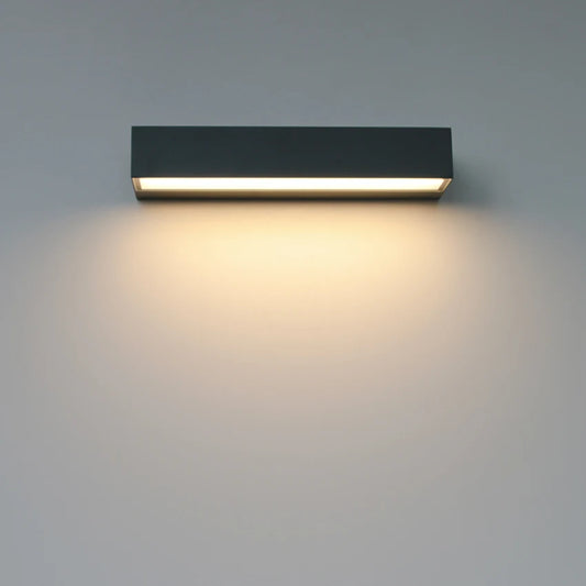 Nowoczesna lampa ścienna LED – minimalistyczne oświetlenie zewnętrzne