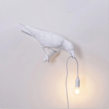 Lampa stołowa Kruk – nowoczesna dekoracja z żarówką