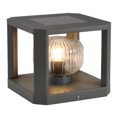 Nowoczesna lampa solarna LED – designerskie oświetlenie ogrodowe