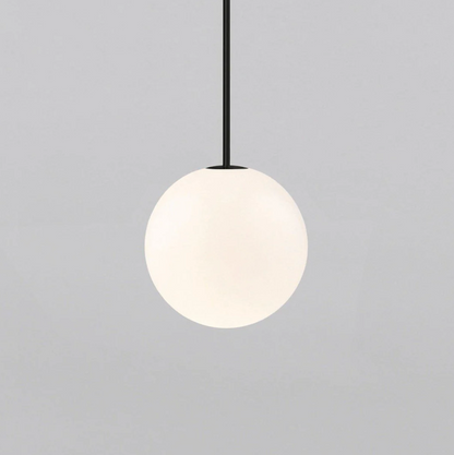 Lampa wisząca kula LED – nowoczesne oświetlenie sufitowe