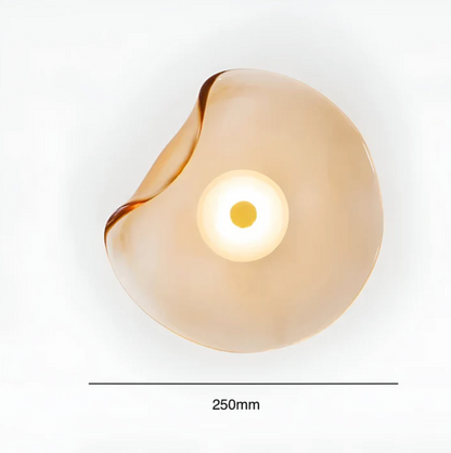 Designerski kinkiet ścienny LED – nowoczesna lampa z artystycznym kloszem