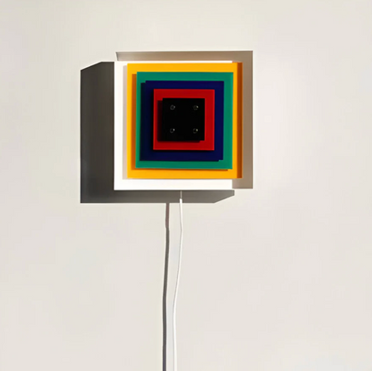 Designerski kinkiet ścienny Geometry – kolorowa lampa dekoracyjna z łańcuszkiem