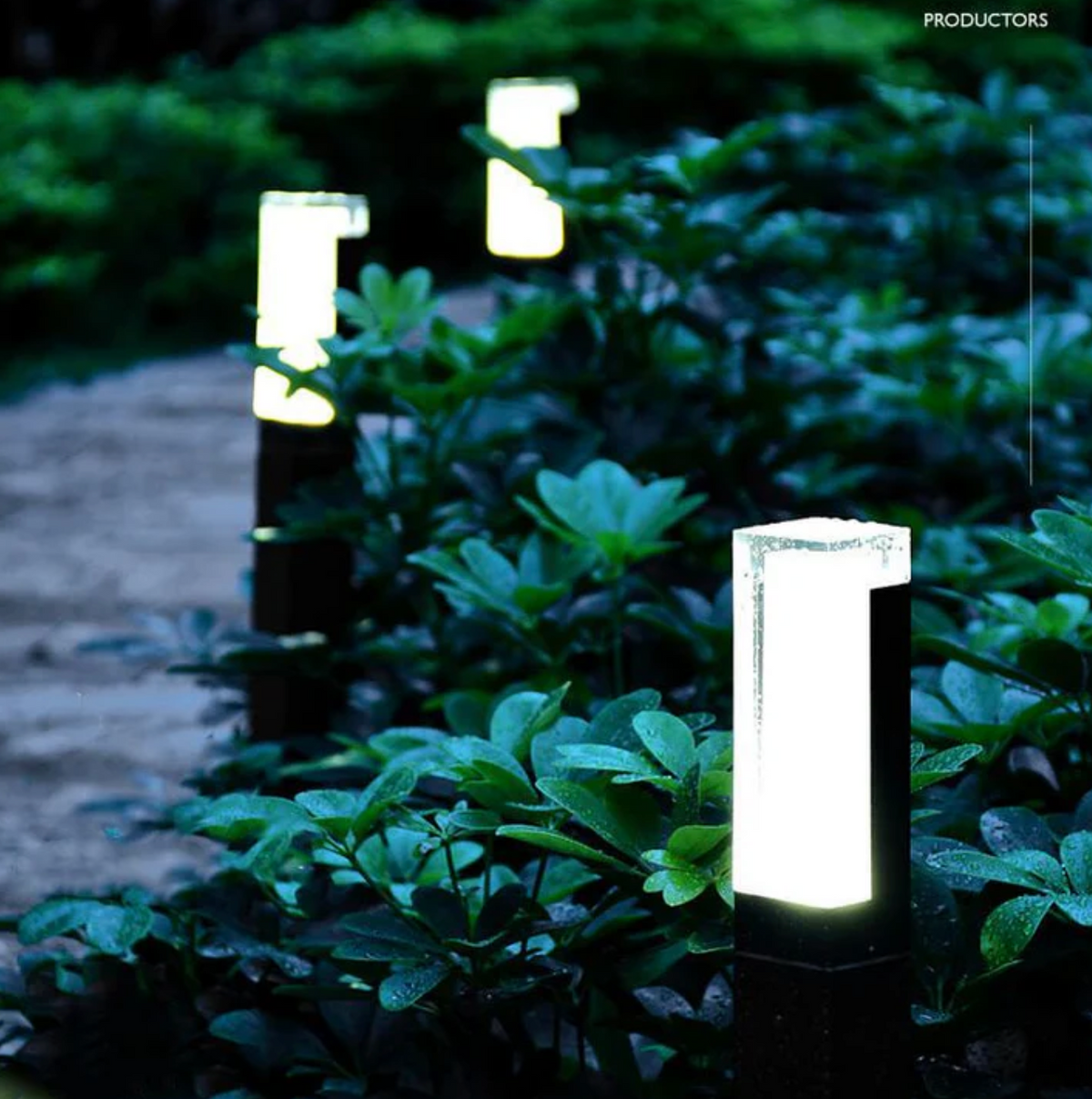 Nowoczesna lampa ogrodowa LED – wodoodporny słupek zewnętrzny
