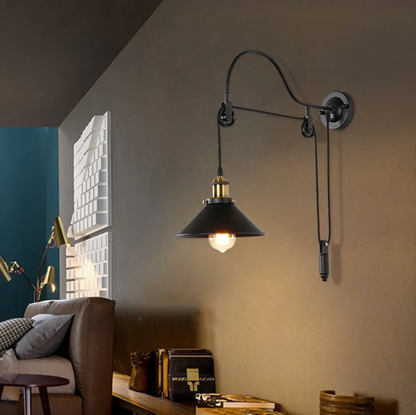 Industrialny kinkiet ścienny – regulowana lampa w stylu loft