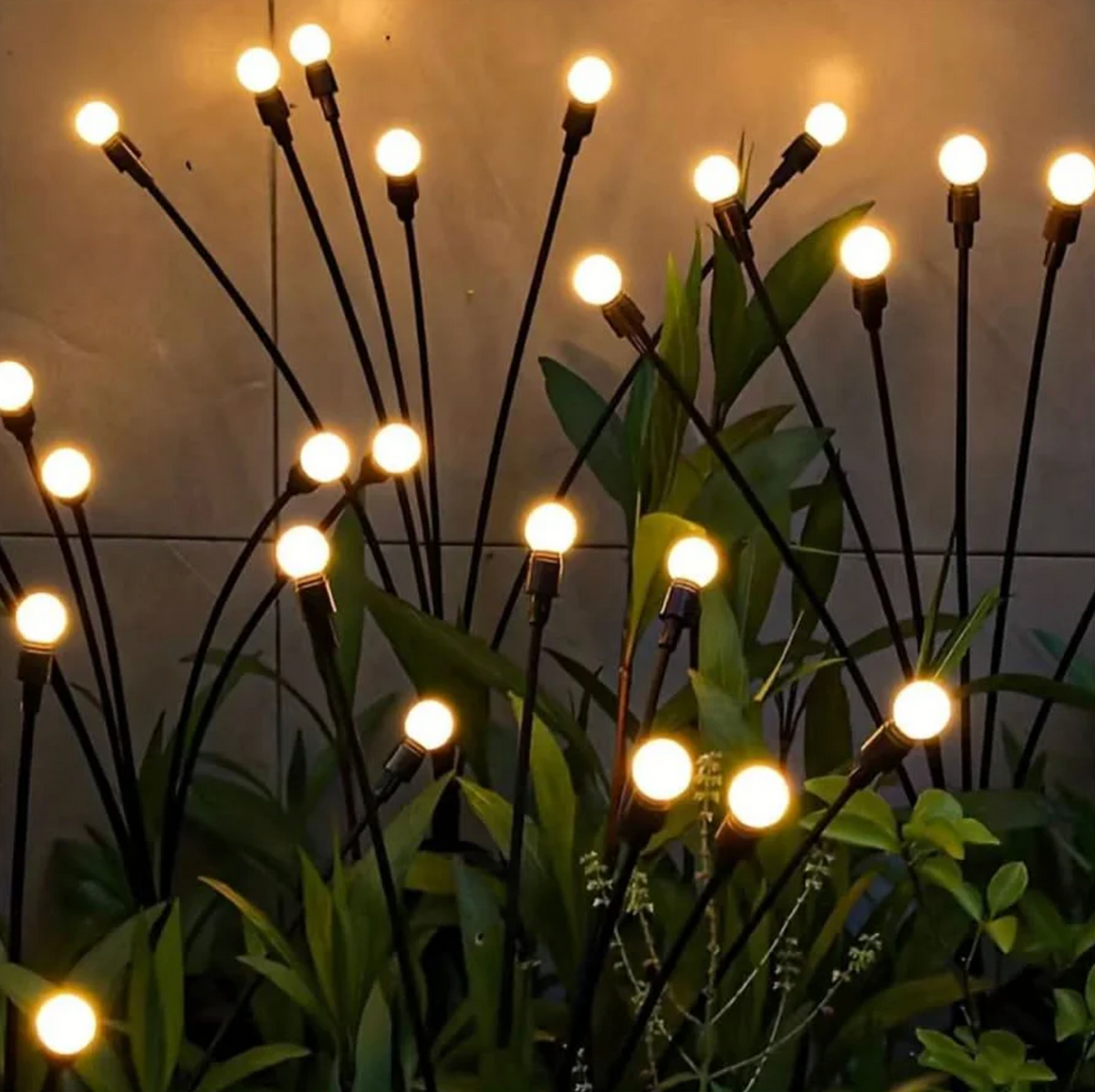 Solarna lampa ogrodowa LED – dekoracyjne kule na giętkich ramionach