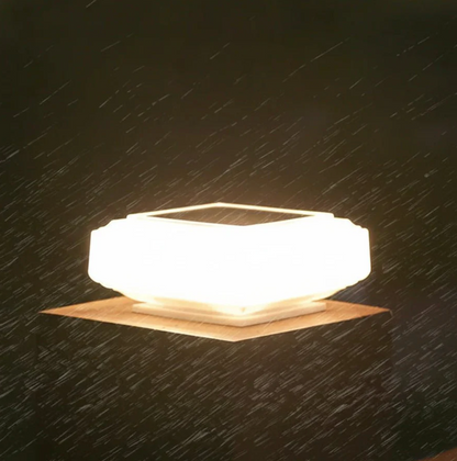 Solarna lampa ogrodowa LED kwadratowa – zewnętrzna lampka dekoracyjna na taras i do ogrodu