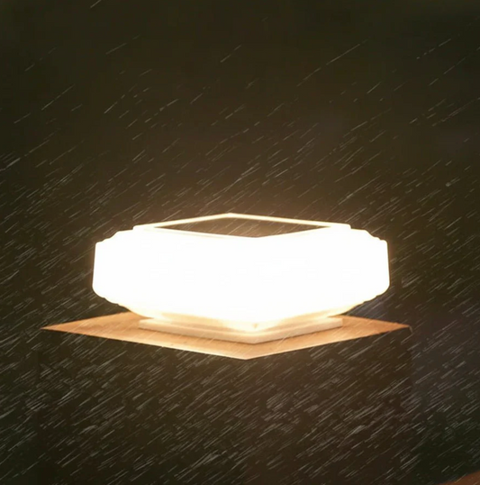 Solarna lampa ogrodowa LED kwadratowa – zewnętrzna lampka dekoracyjna na taras i do ogrodu