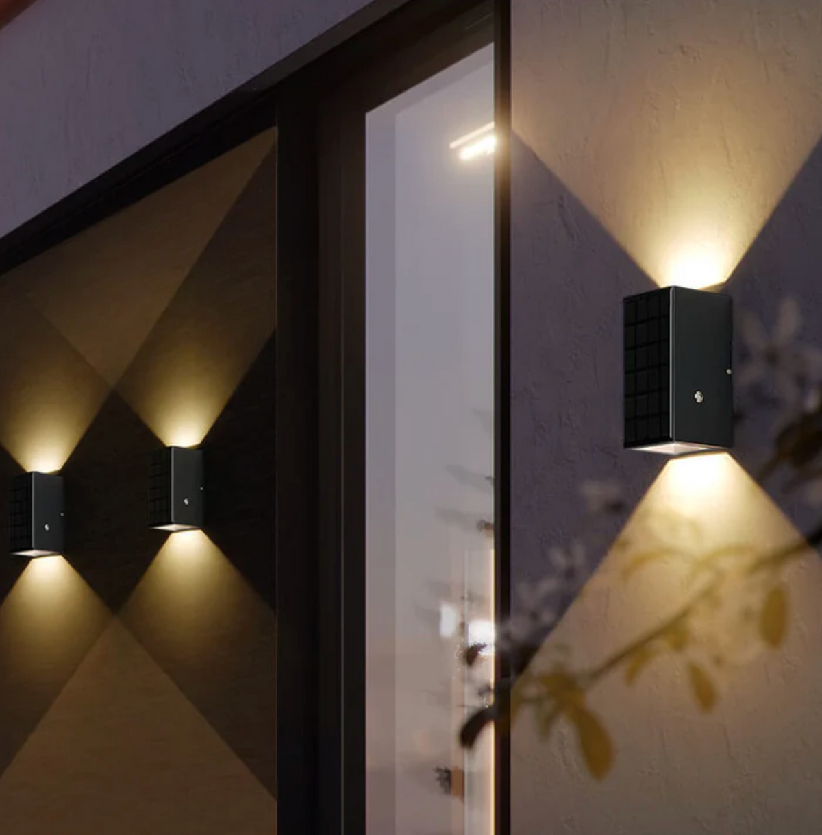 Solarna lampa ścienna LED góra-dół – nowoczesna kinkietowa oprawa elewacyjna zewnętrzna