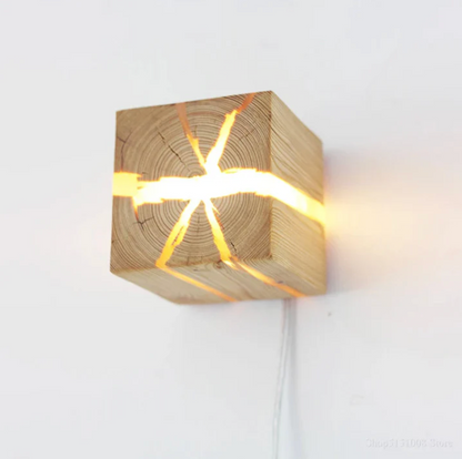Drewny kinkiet ścienny LED handmade – dekoracyjna lampa ścienna z naturalnego drewna