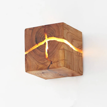 Drewny kinkiet ścienny LED handmade – dekoracyjna lampa ścienna z naturalnego drewna