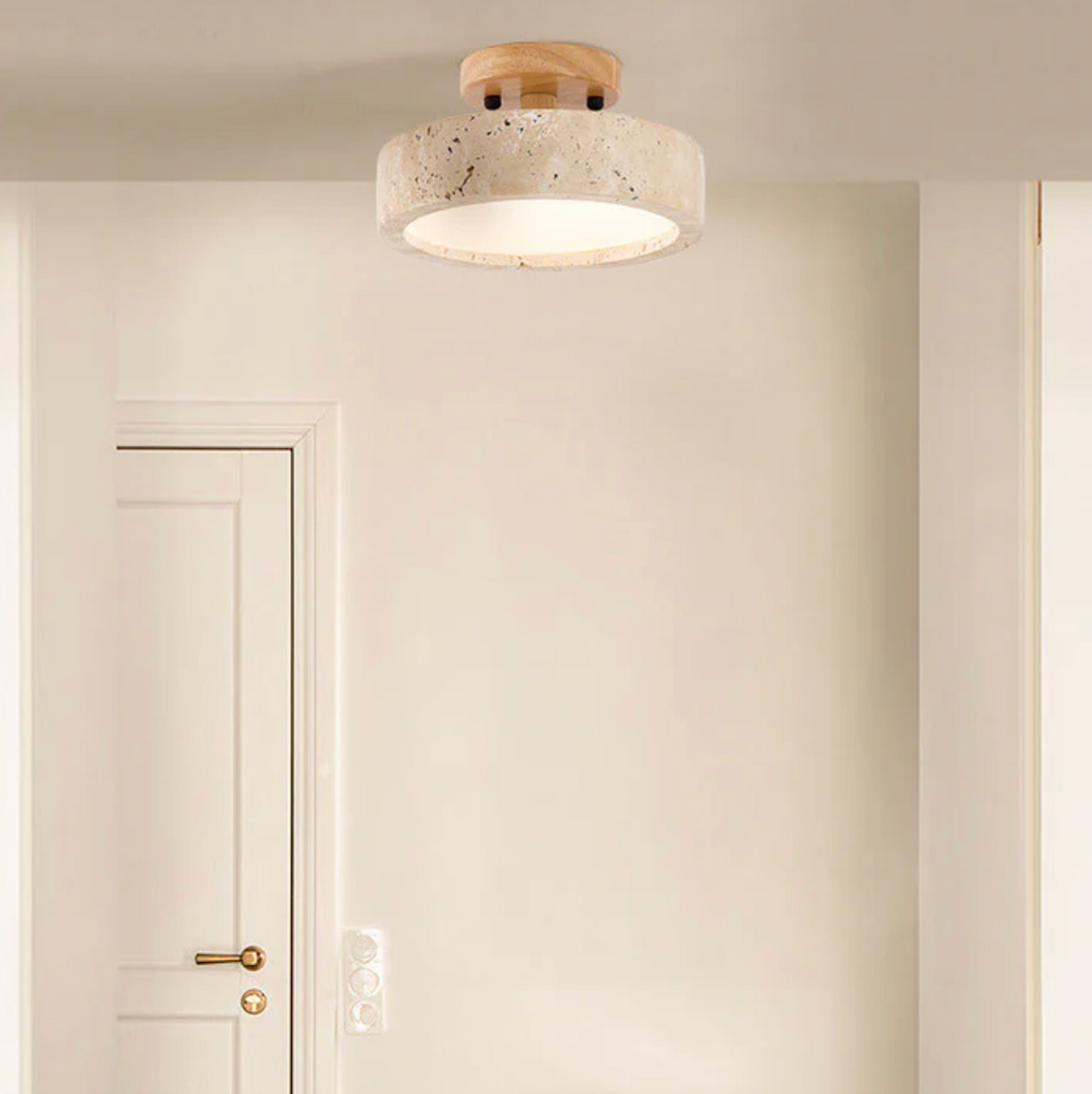 Sufitowa lampa z kamienia i drewna w stylu minimalistycznym