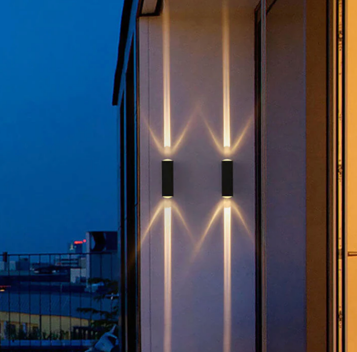 Kinkiet elewacyjny LED góra–dół – nowoczesna lampa zewnętrzna wodoodporna