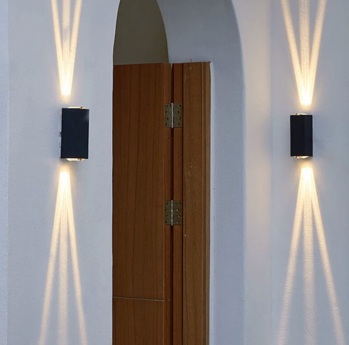 Kinkiet elewacyjny LED góra–dół – nowoczesna lampa zewnętrzna wodoodporna