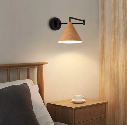 Nowoczesny kinkiet ścienny z drewnianym kloszem – minimalistyczna lampa ścienna