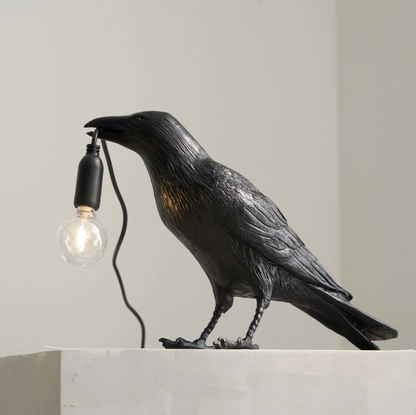 Lampa stołowa Kruk – nowoczesna dekoracja z żarówką