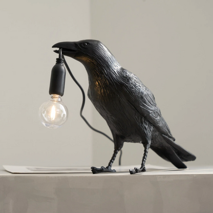 Lampa stołowa Kruk – nowoczesna dekoracja z żarówką