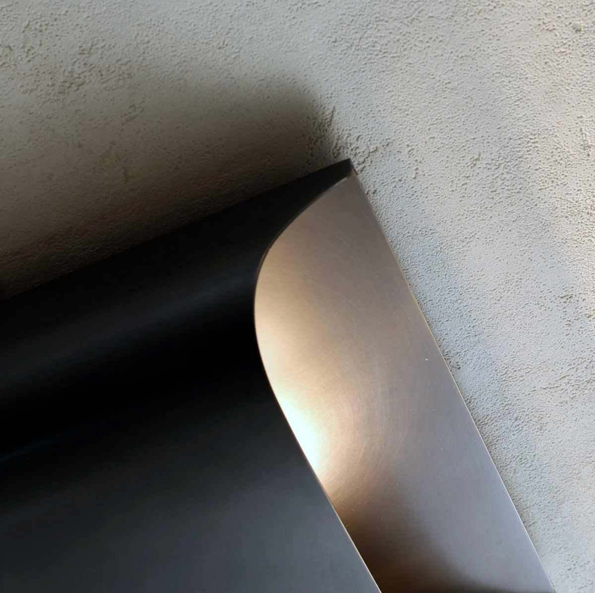 Nowoczesna lampa ścienna LED – kinkiet aluminiowy góra-dół do salonu i sypialni