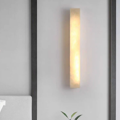 Kinkiet ścienny LED z kamienia naturalnego – pionowa lampa ścienna premium